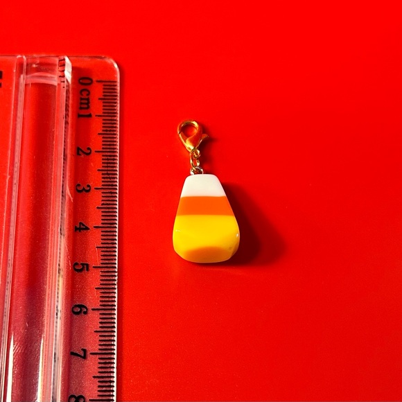 Candy Corn Badge Reel Charm - Picture 2 of 3